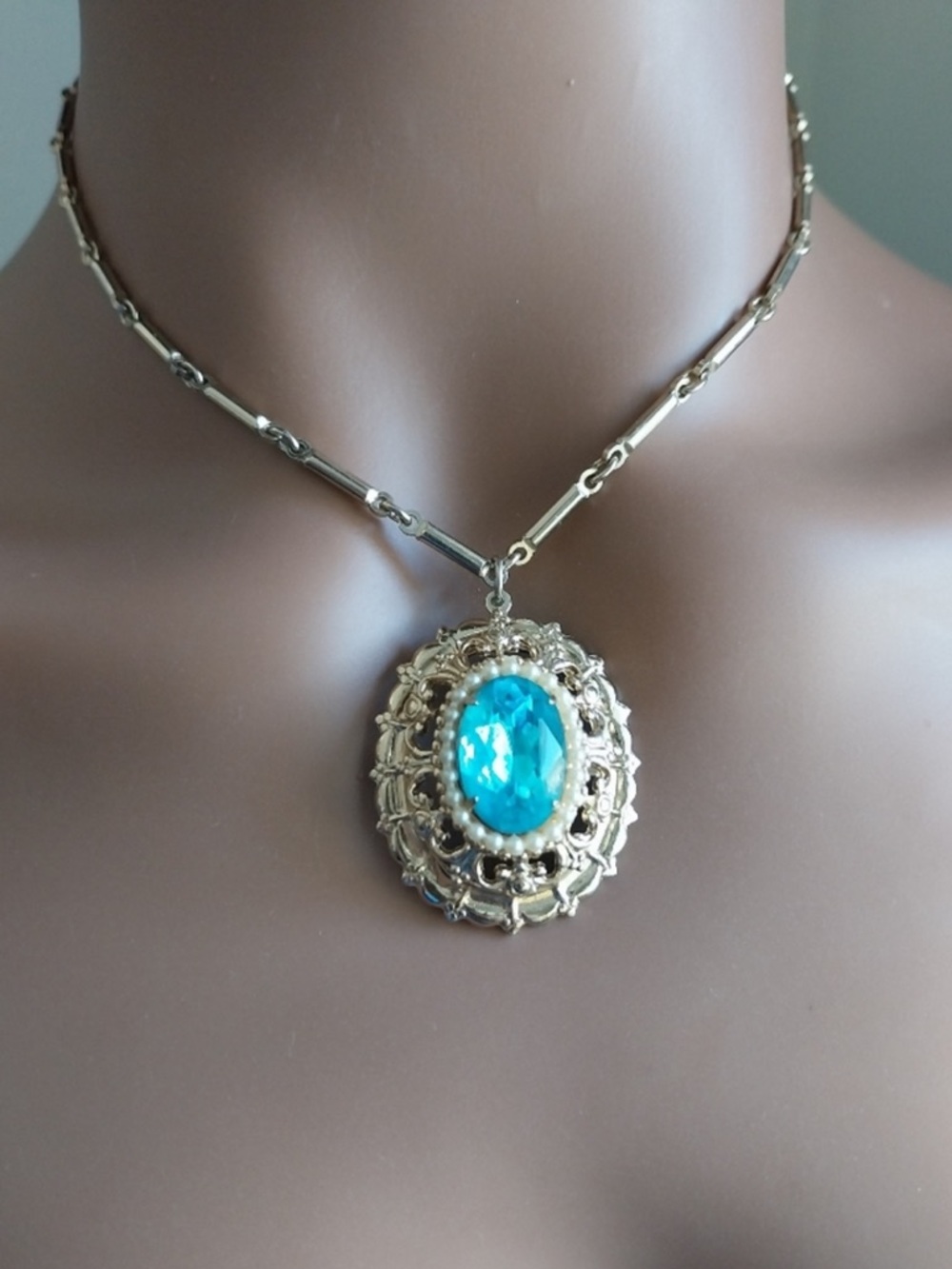 Vintage Coro Rare Gold Filigree Necklace with Turquoise Blue Stone Pendant